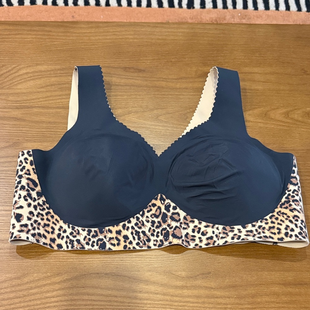 Wireless Chic Leopard Print Women's Bra